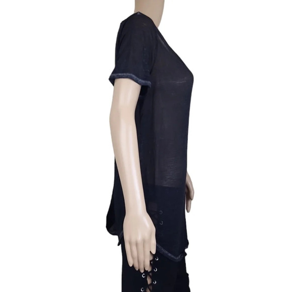 No Boundaries Black Sheer Short Sleeve Blouse - Picture 2 of 4